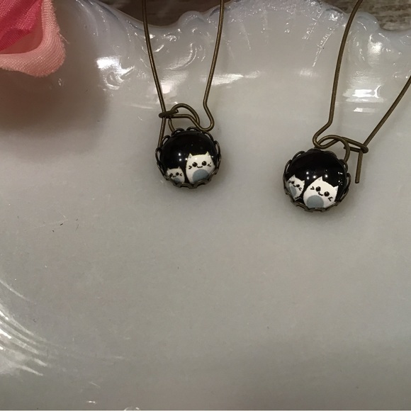 Cat Earrings - Picture 6 of 10